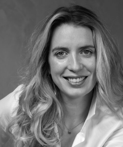 Dr Chloe Kassis-Crowe, cosmetic dentist in London